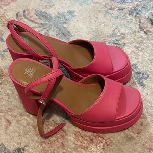 Wild Fable Vibrant Pink Platform Heels